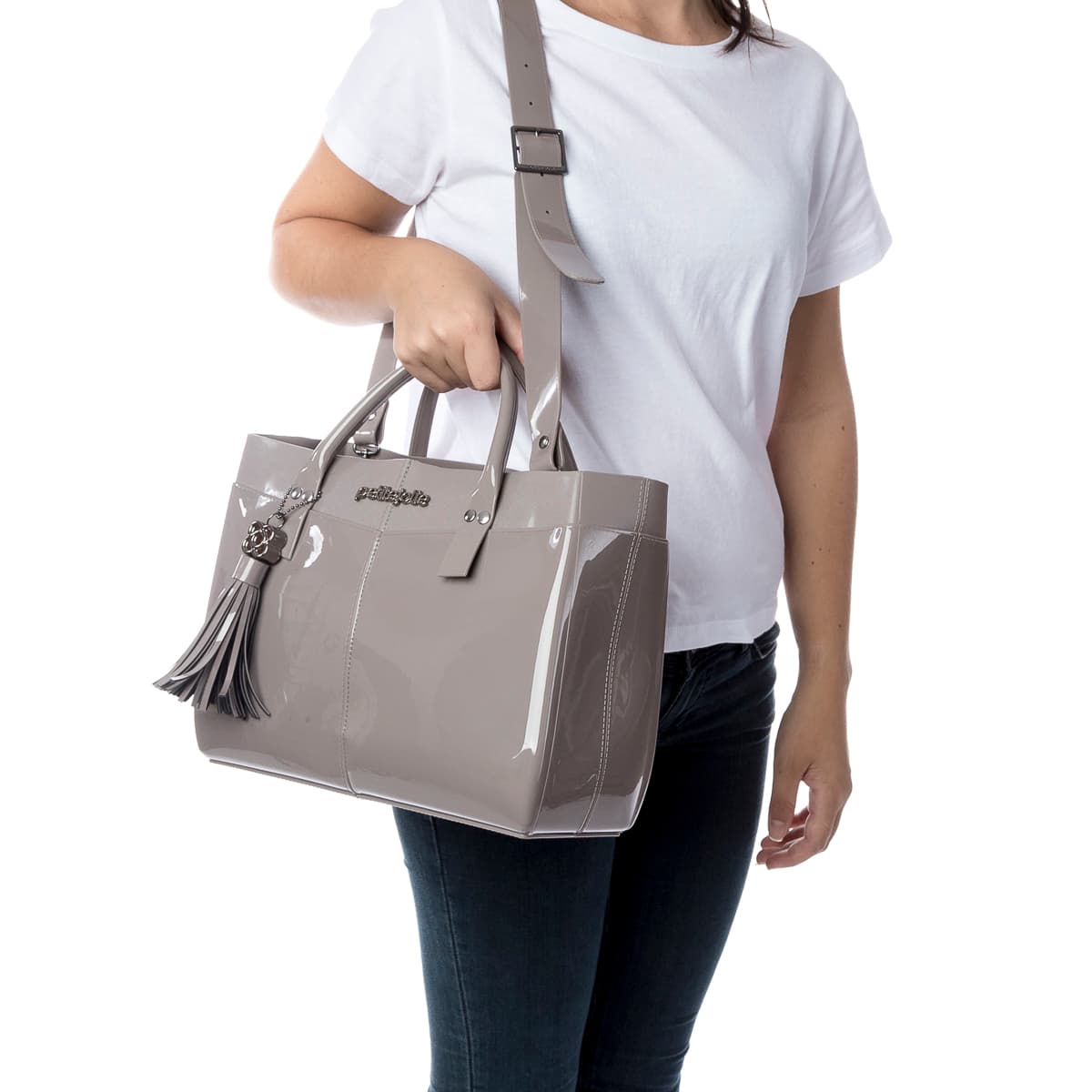 Sandália Tiras Petite Jolie Elegance Prata